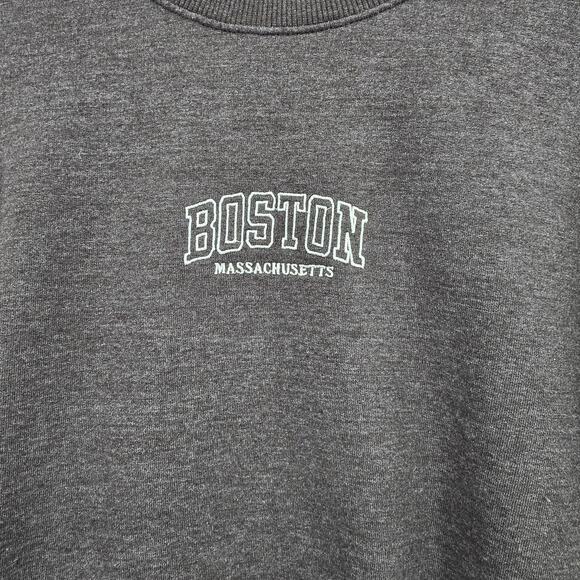 Full Tilt Women's Oversized Boston Massachusetts Embroidered Crewneck Sweatshirt - Picture 8 of 11